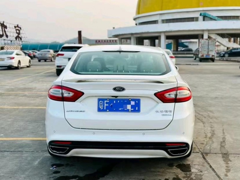 东莞15年福特蒙迪欧9