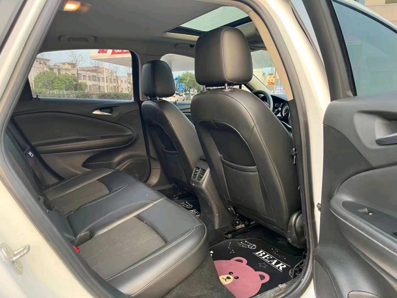 珠海19年别克威朗8