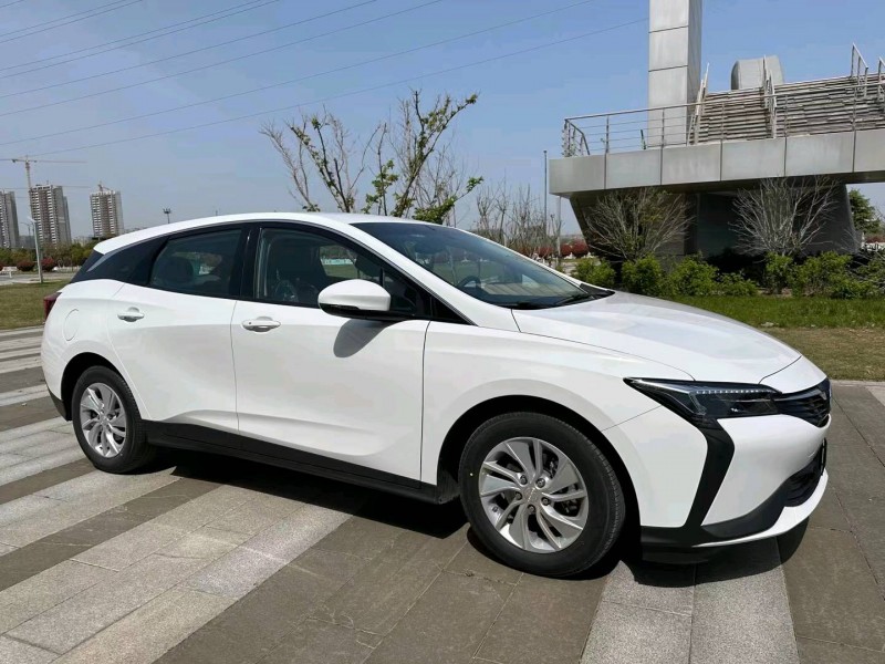 盐城23年别克微蓝3