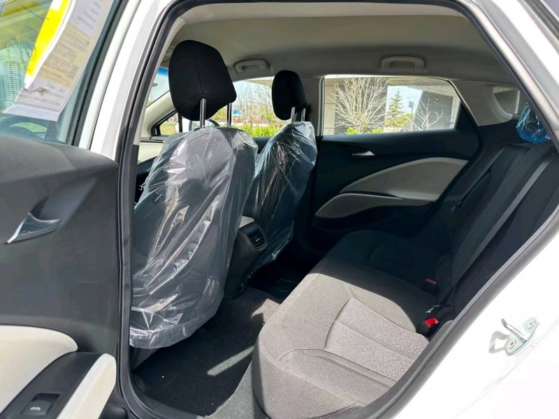 盐城23年别克微蓝5