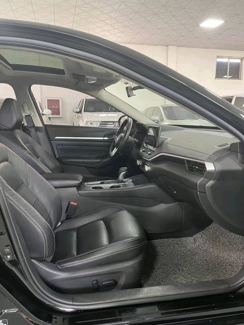 廊坊20年日产天籁4