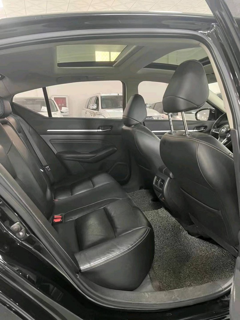 廊坊20年日产天籁5