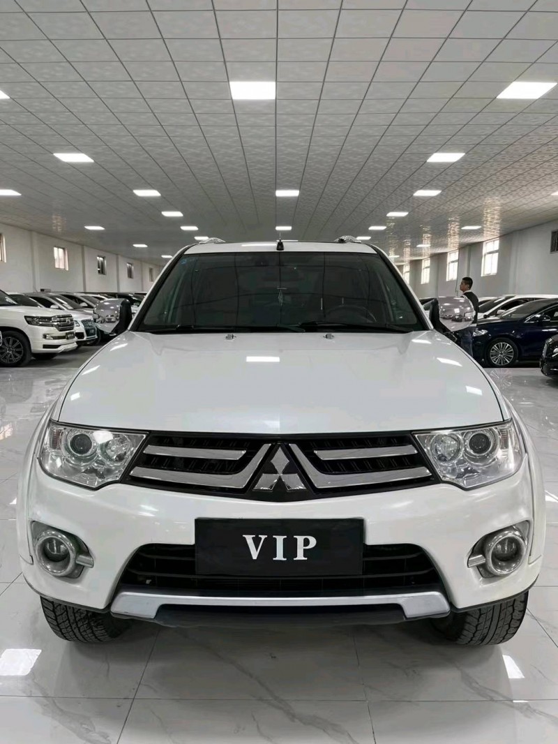 廊坊15年三菱帕杰罗·劲畅1