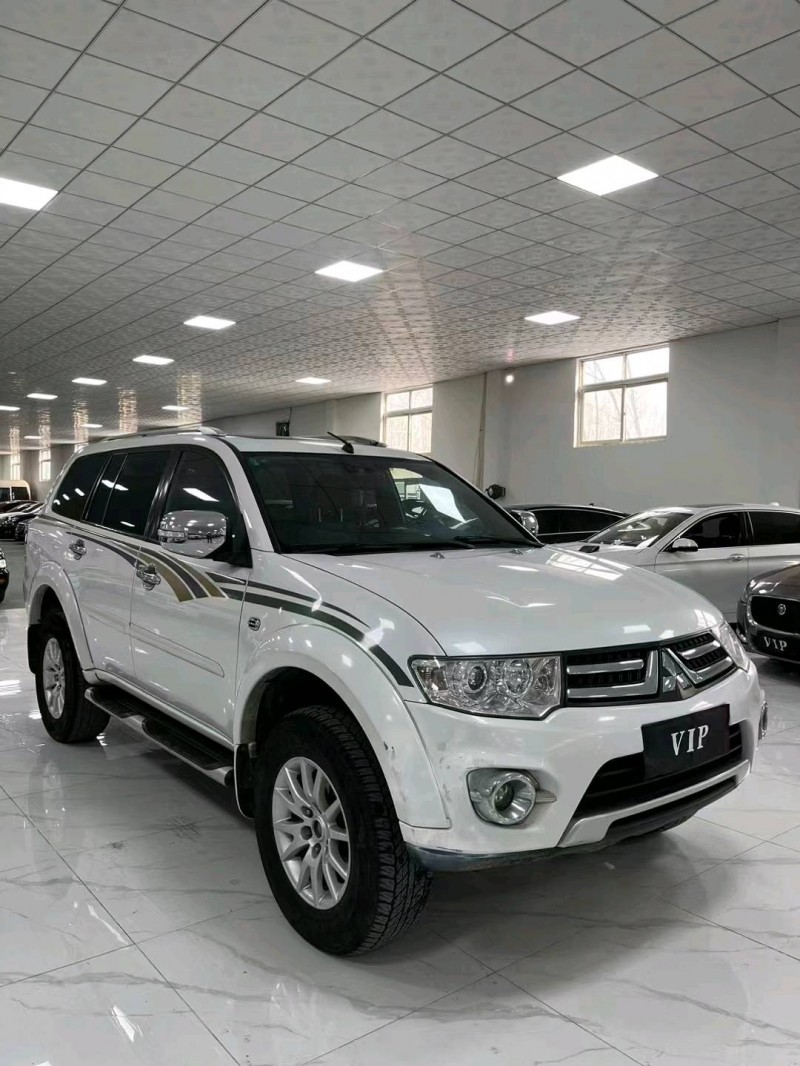 廊坊15年三菱帕杰罗·劲畅3