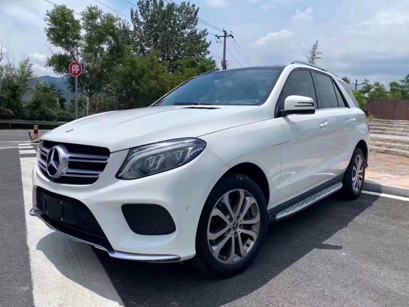 济南17年奔驰GLE5