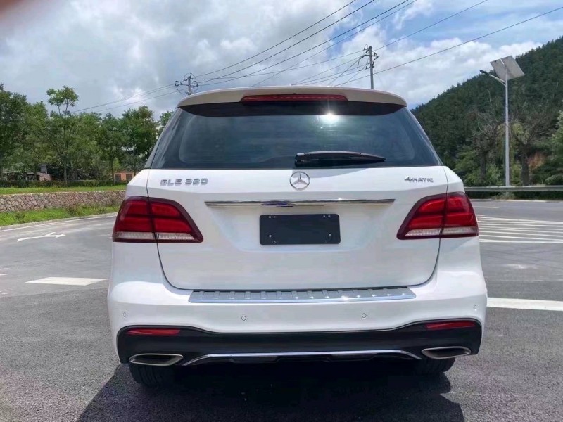 济南17年奔驰GLE9