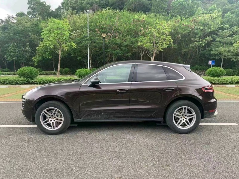 广州15年保时捷Macan6