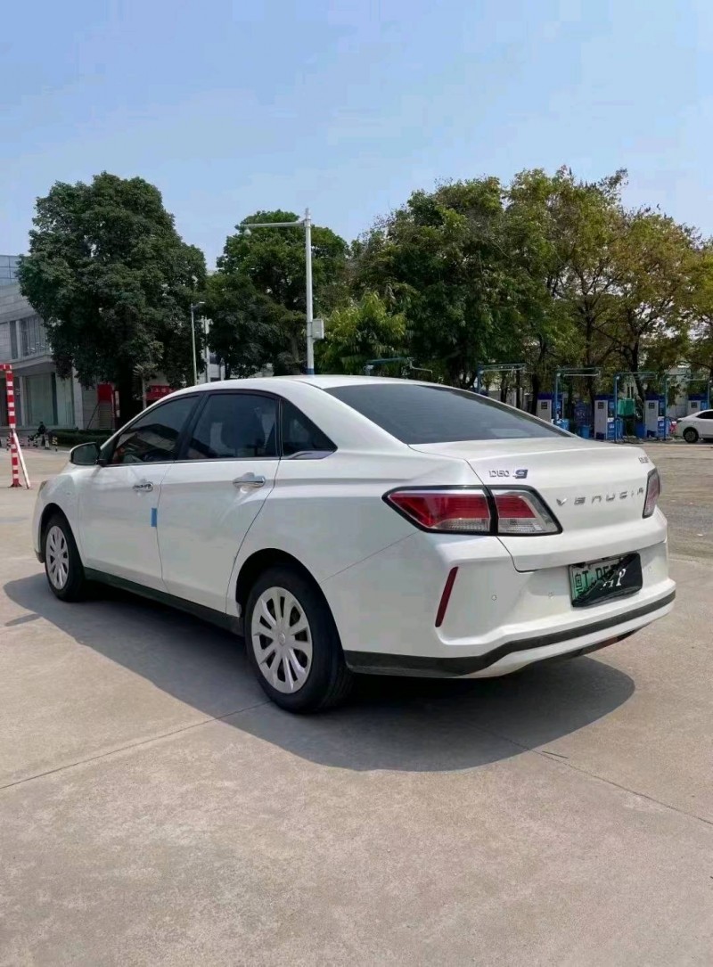 珠海22年启辰D605