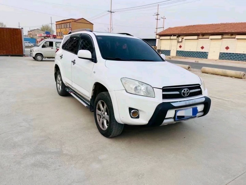 青岛10年丰田RAV4荣放2