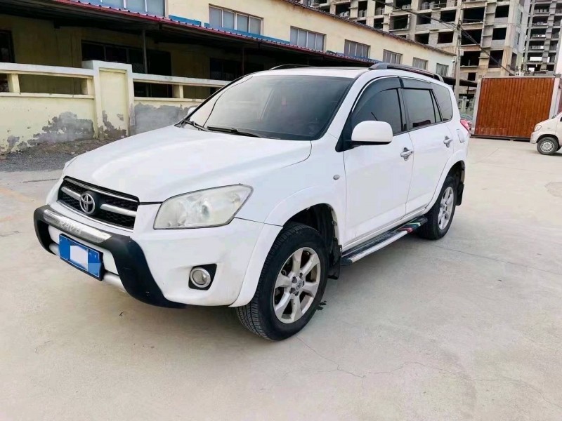 青岛10年丰田RAV4荣放3