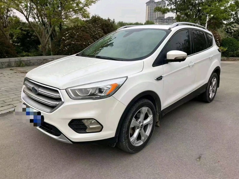 淄博17年福特翼虎3