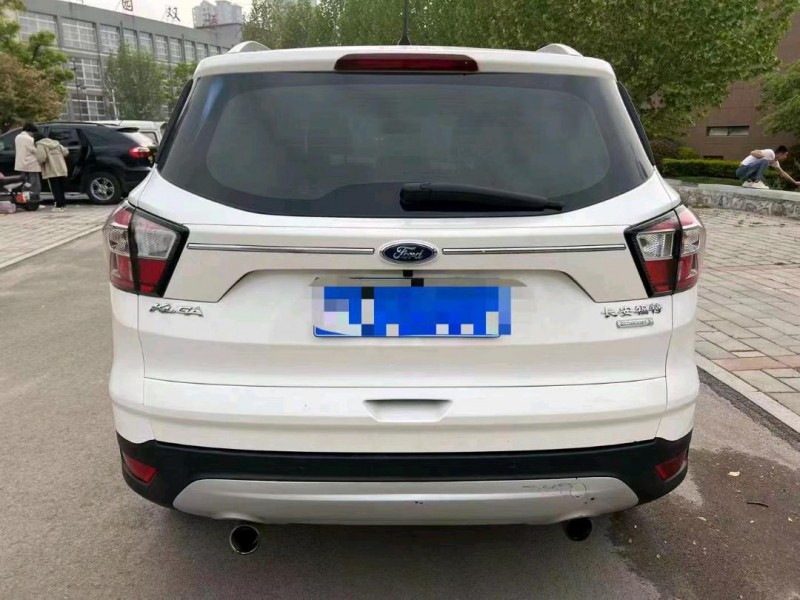 淄博17年福特翼虎6