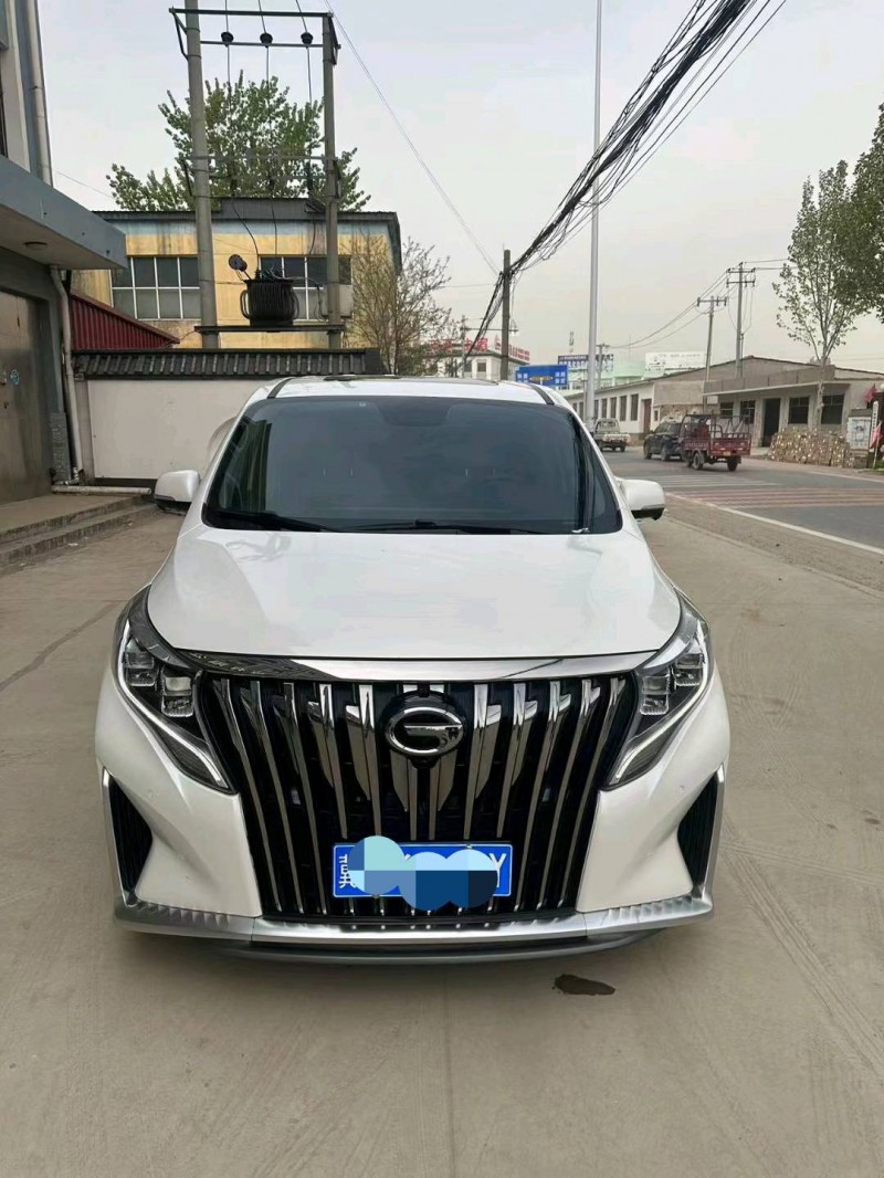 保定21年传祺M81