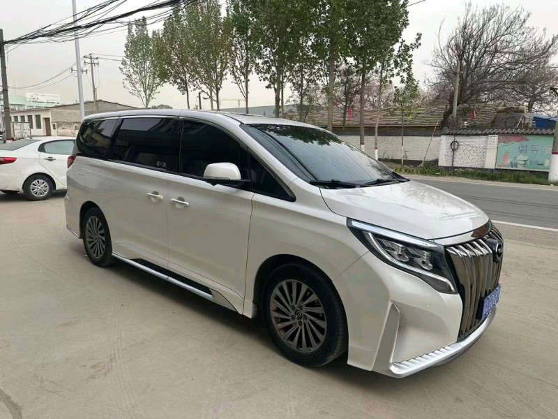 保定21年传祺M83