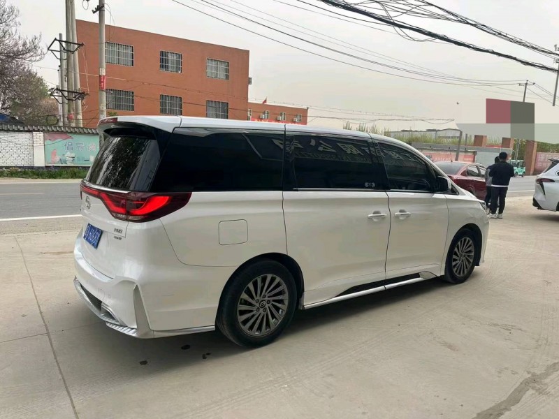 保定21年传祺M85