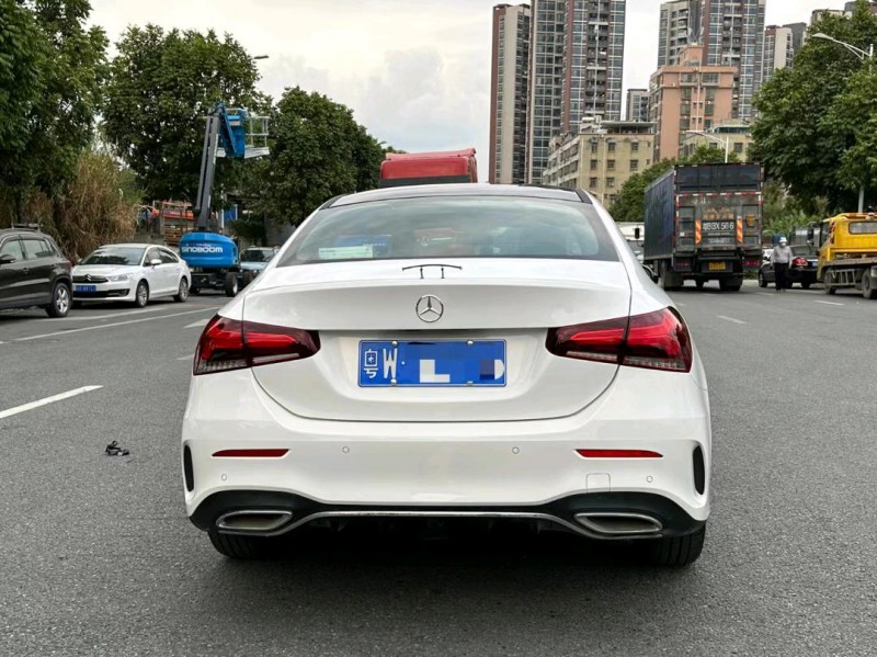 广州22年奔驰A9