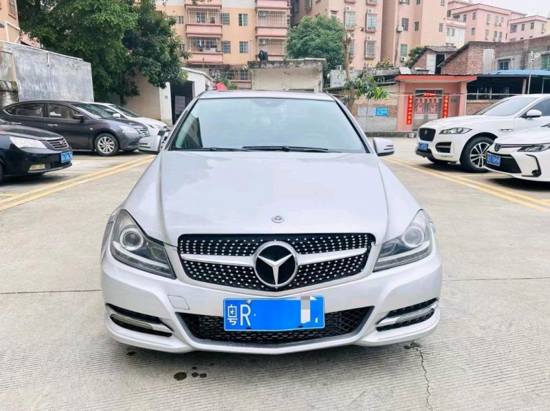 深圳12年奔驰C1