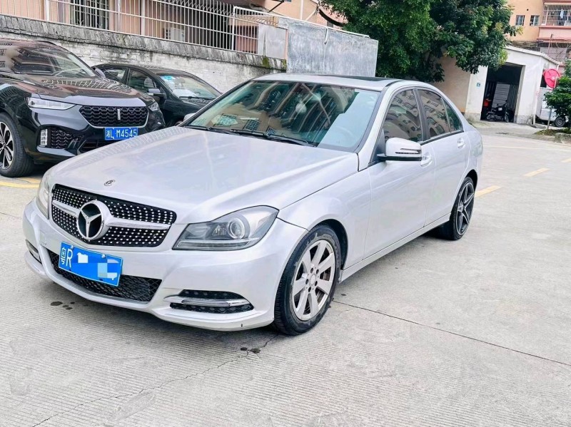 深圳12年奔驰C2