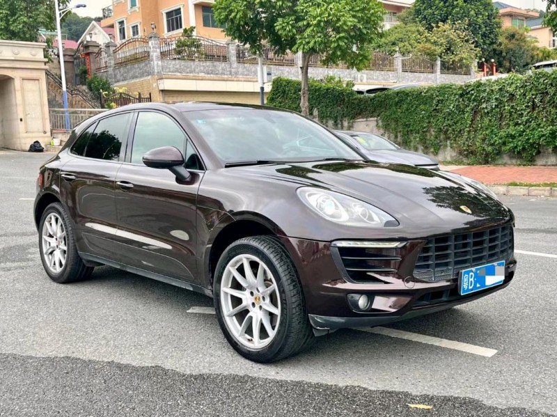 深圳14年保时捷Macan3