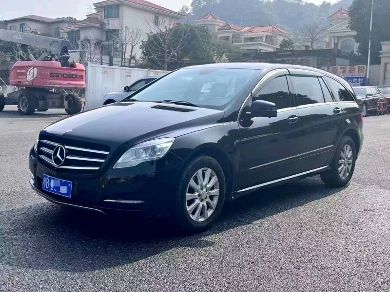 广州13年奔驰R3