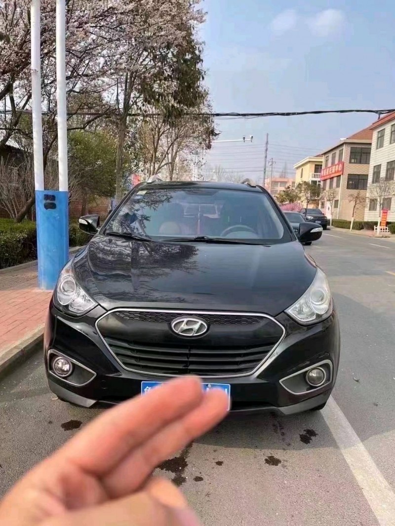 济南13年现代ix351