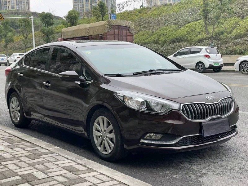 重庆15年起亚K33