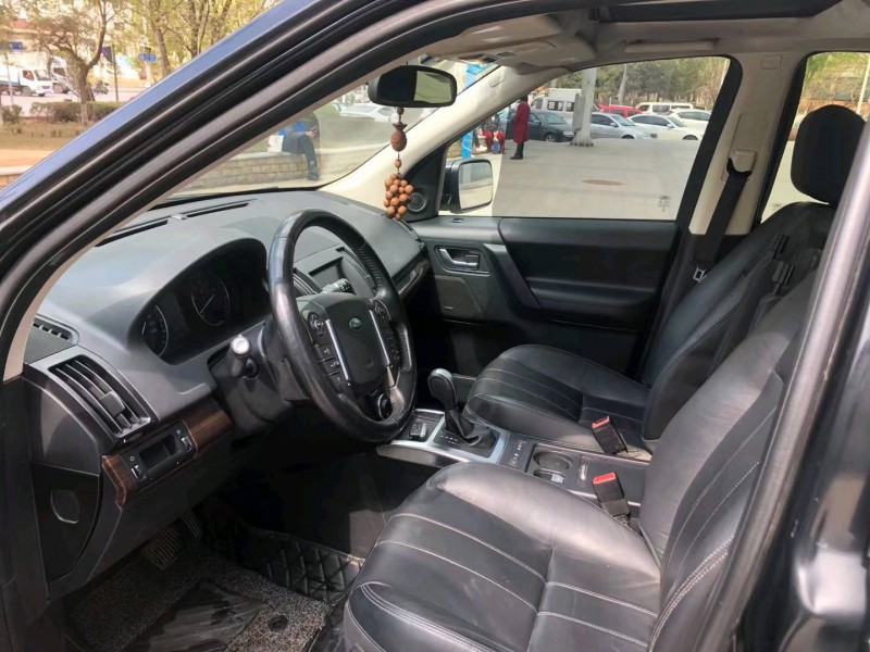 沈阳13年路虎发现神行8