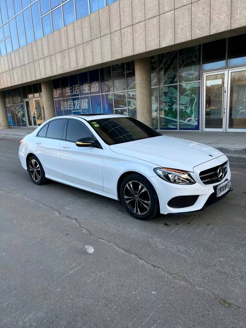 沈阳17年奔驰C2
