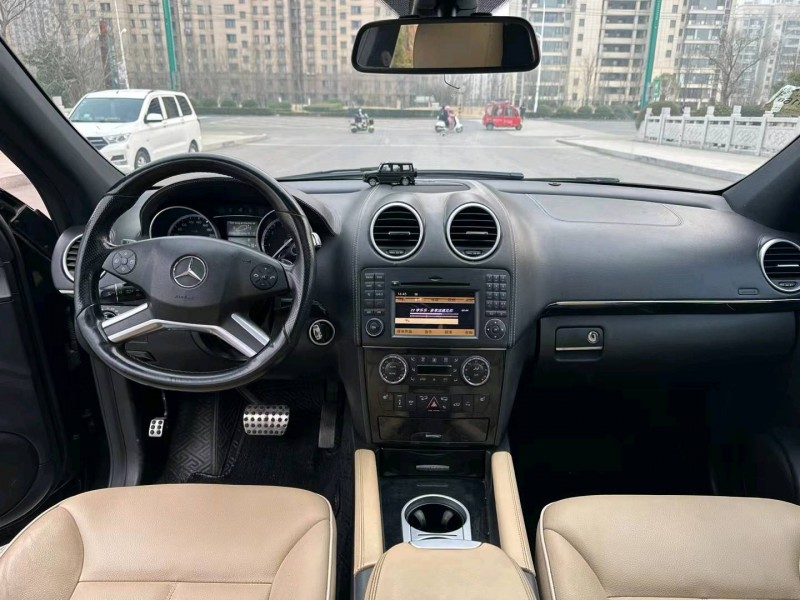 徐州11年奔驰ML9