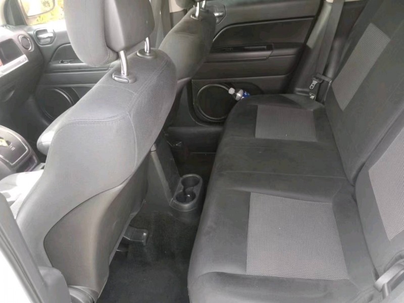 青岛13年Jeep指南者5