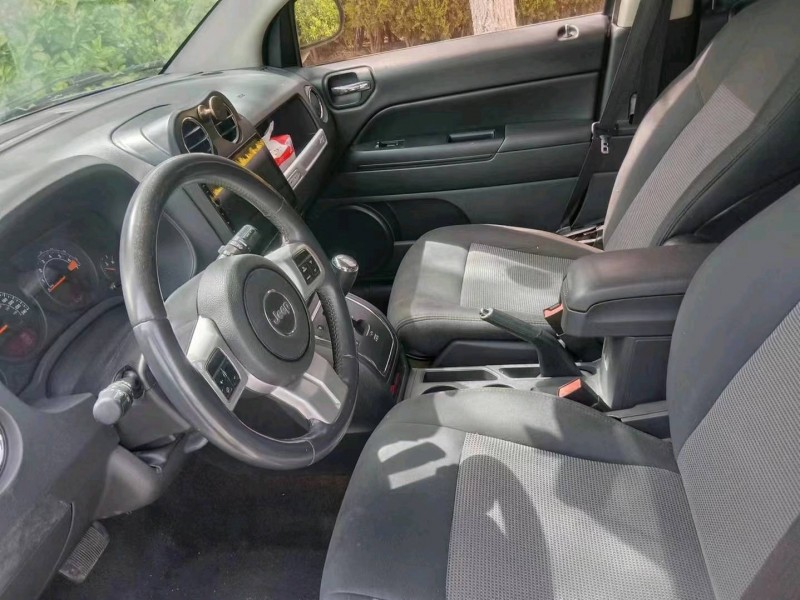 青岛13年Jeep指南者4