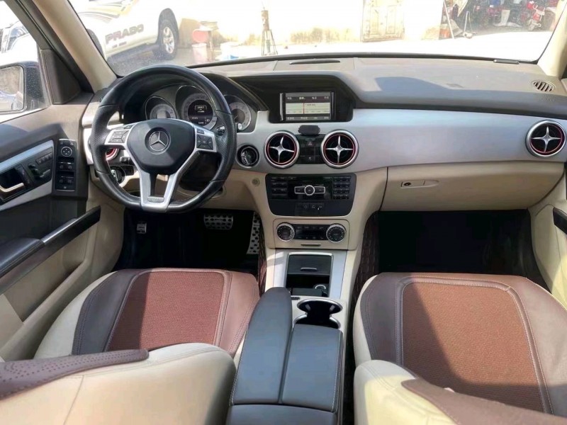 青岛15年奔驰GLK9