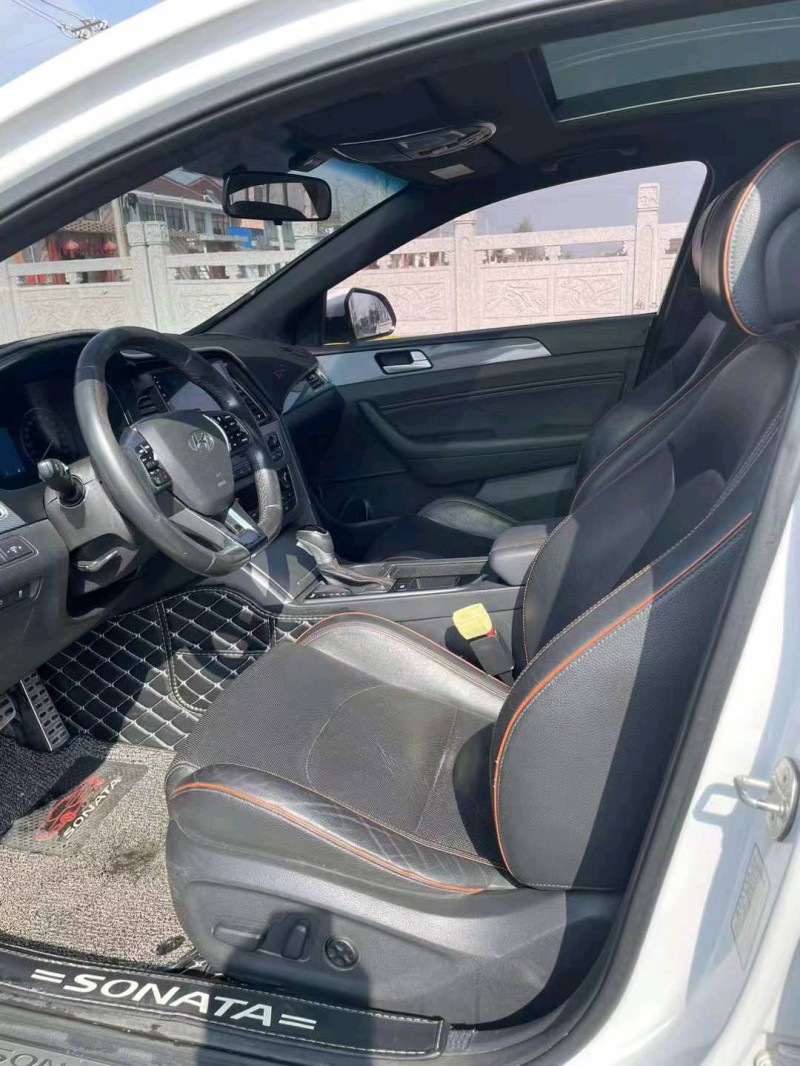 徐州15年现代索纳塔八7
