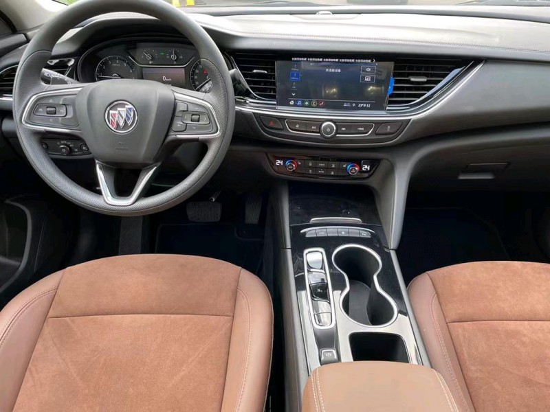 中山22年别克君威7