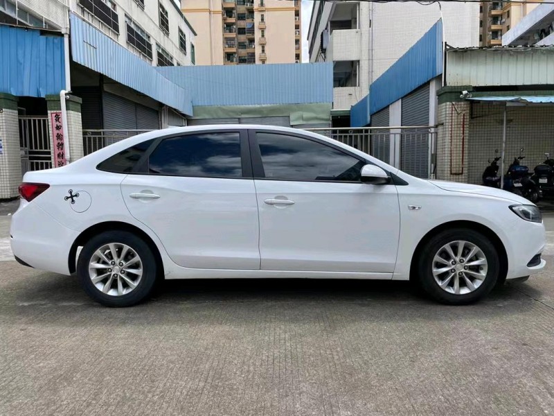 中山18年别克英朗2