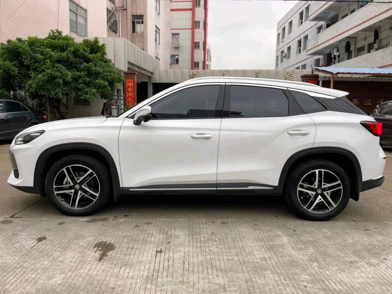 中山22年名爵ONE3