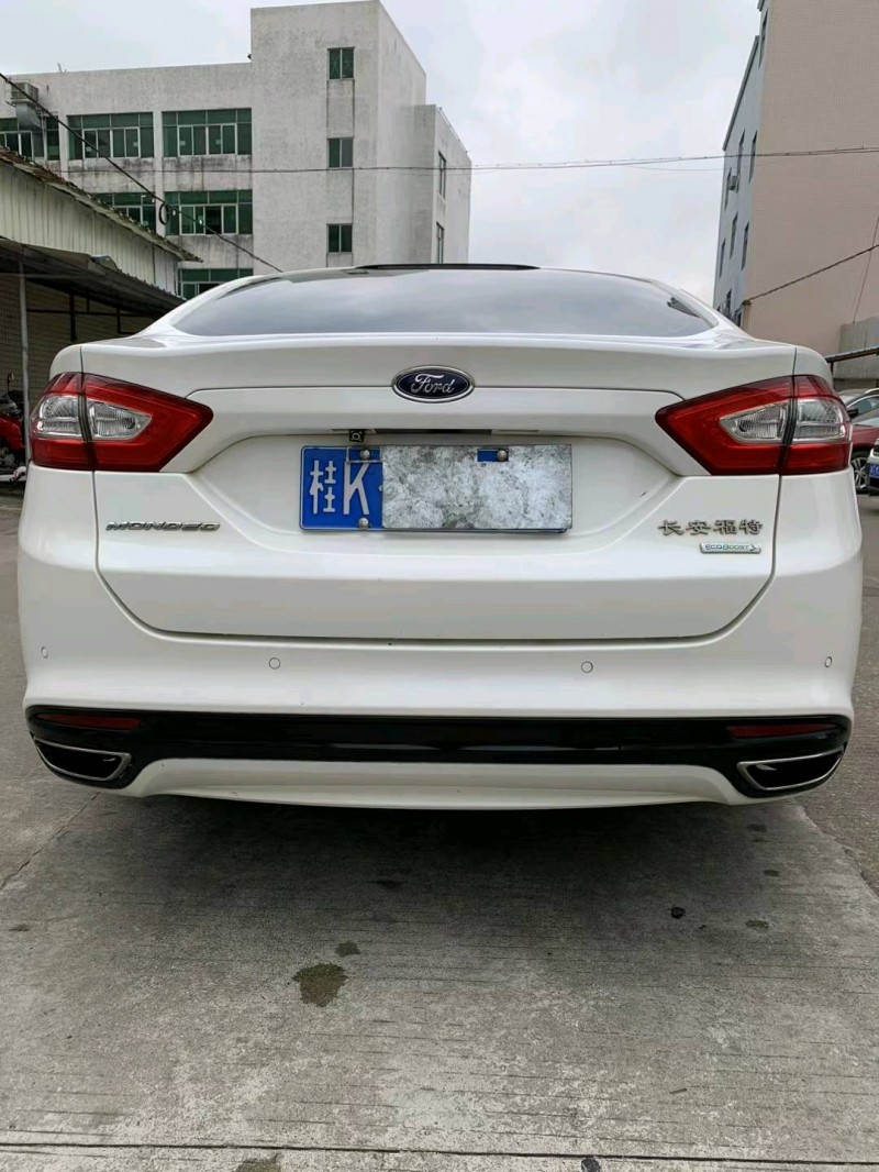 中山16年福特蒙迪欧9