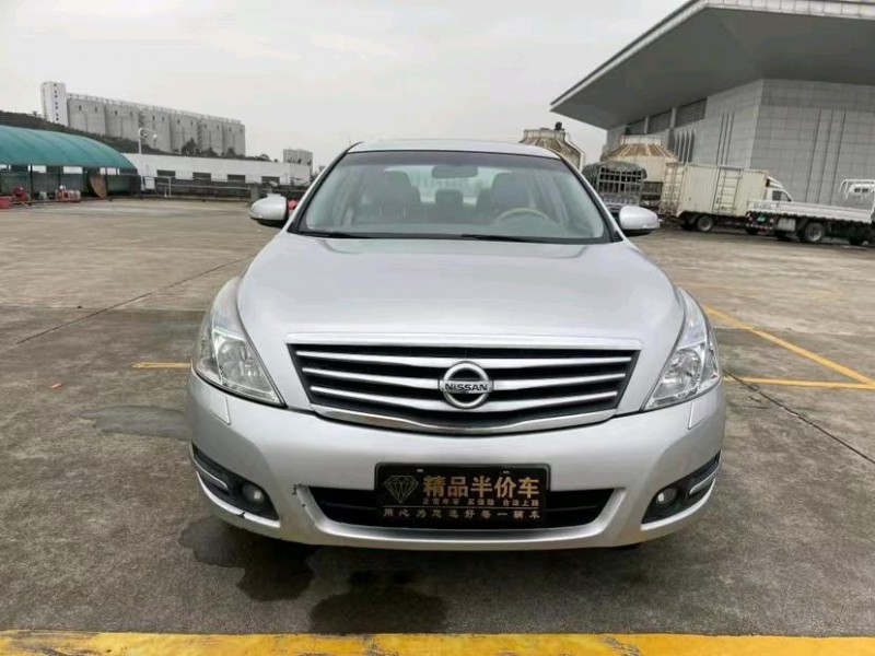 东莞09年日产天籁1