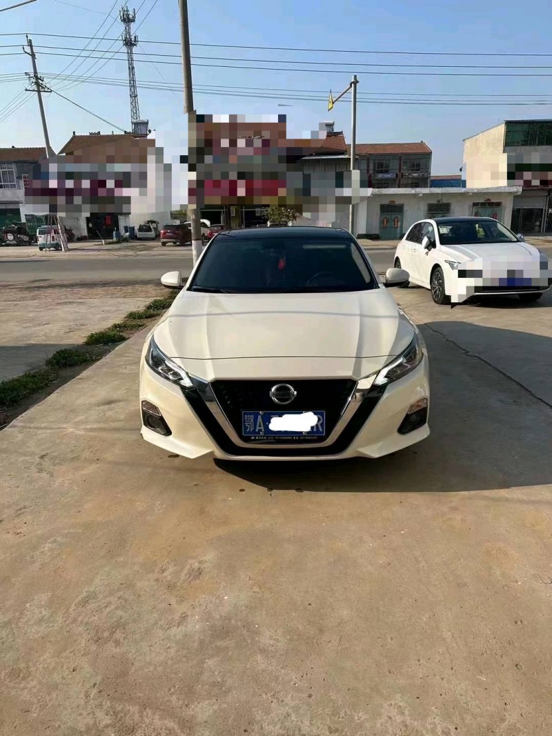 济宁21年日产天籁1