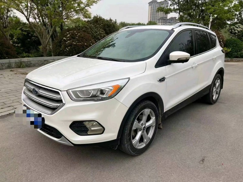 青岛17年福特翼虎3