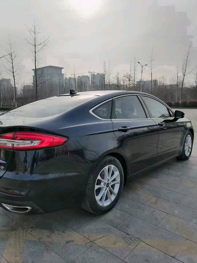 聊城20年福特蒙迪欧-致胜9