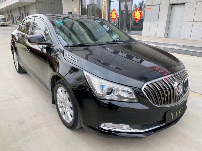 济宁16年别克君越3