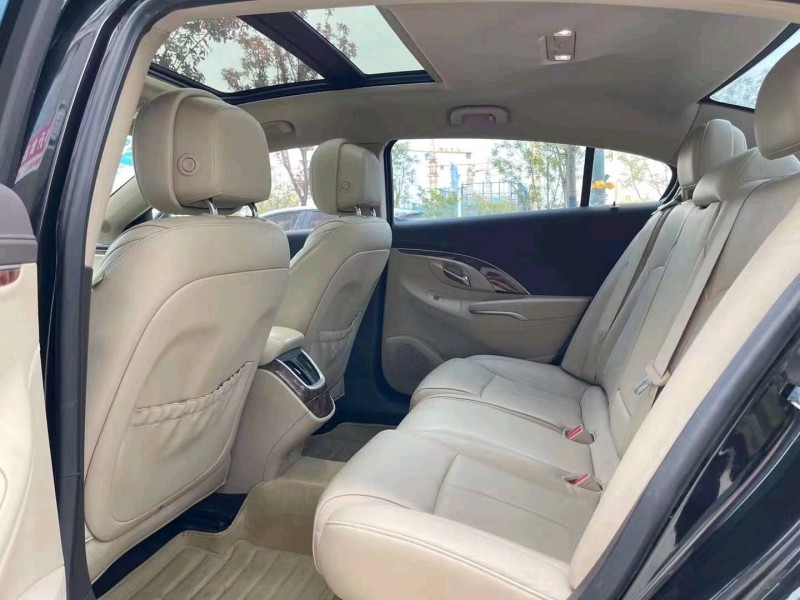 济宁16年别克君越4