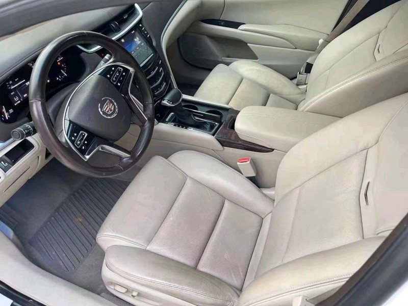 济宁13年凯迪拉克XTS6