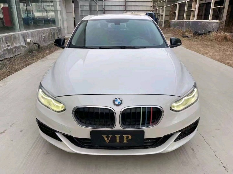 济宁18年宝马1系1