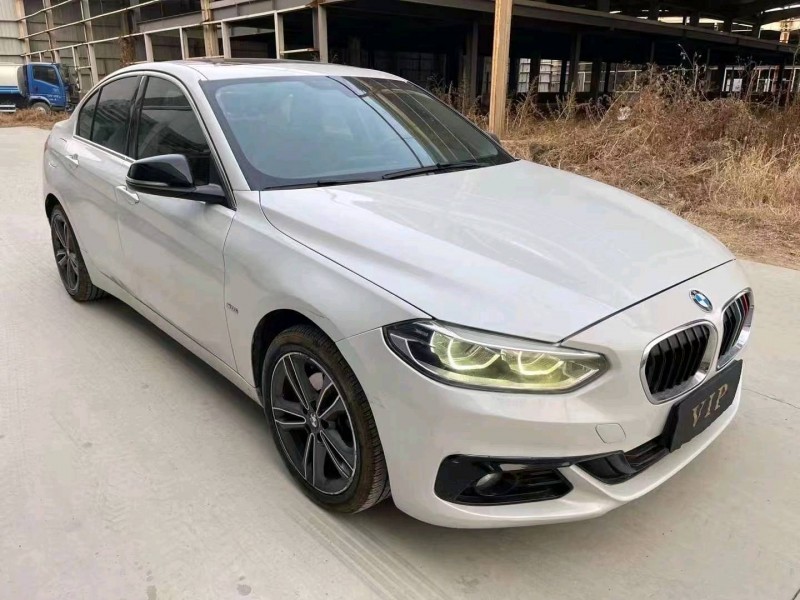 济宁18年宝马1系3