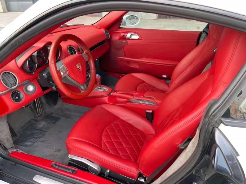 济宁08年保时捷卡曼4