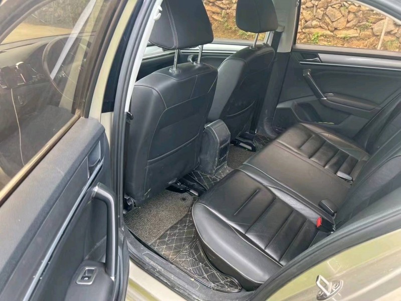 济南17年大众宝来5