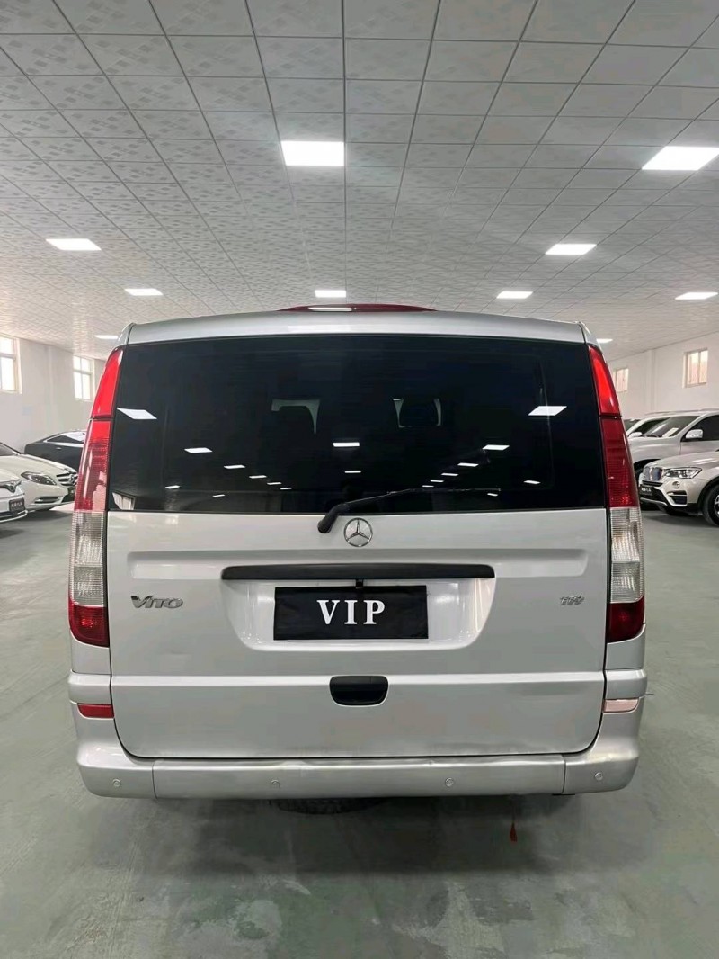 廊坊11年奔驰威霆9