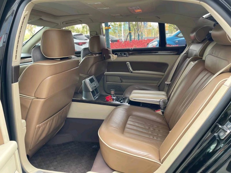 济宁11年大众辉腾6